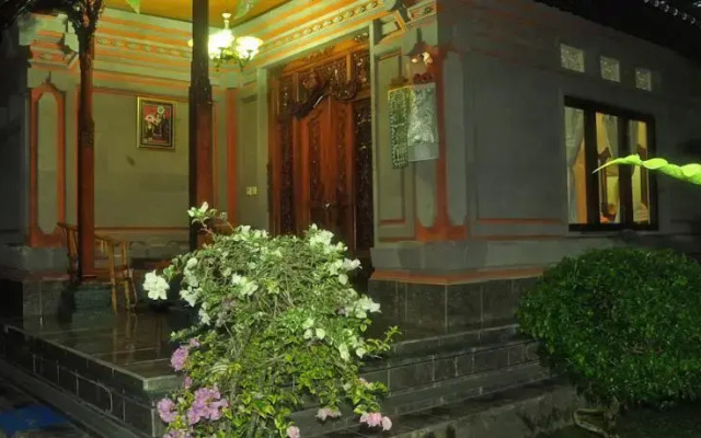 Bisma Sari House