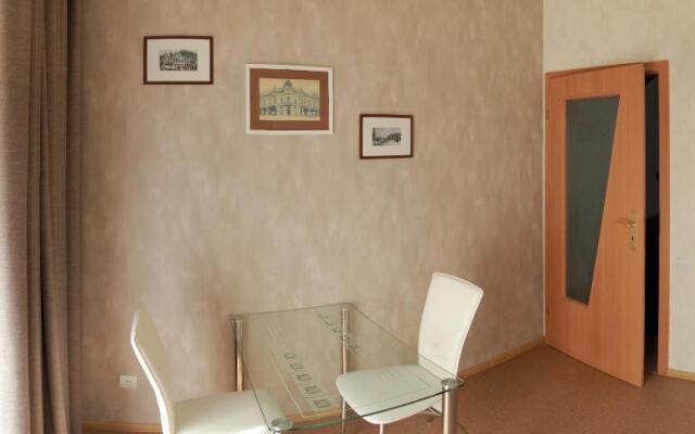 Apartment Naberezhnaya 1