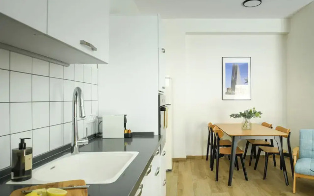 Simple Living in Tel Aviv by Sea N' Rent