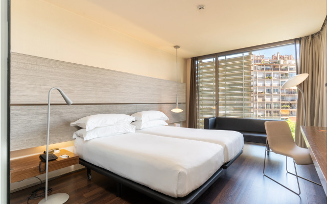 B-Hotel
