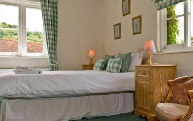 The Greyhound Inn Aldbury
