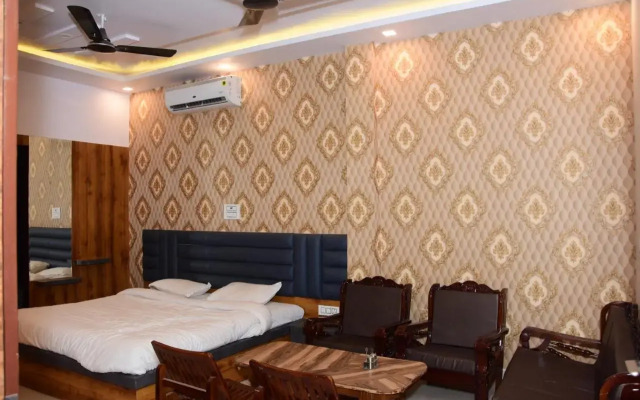 Udiksh Hotel and Restaurants