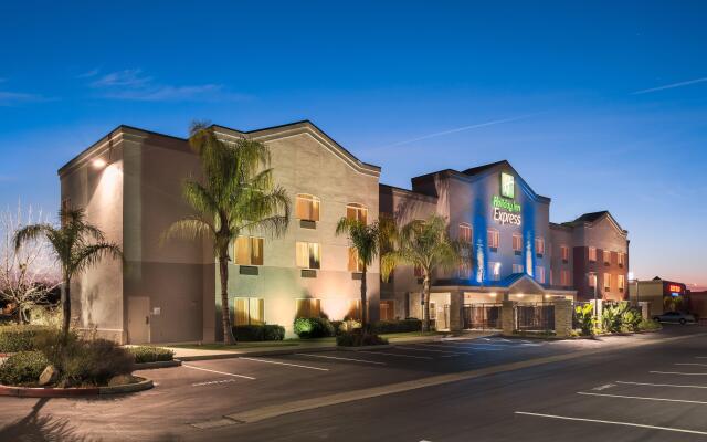 Holiday Inn Express Rocklin - Galleria Area, an IHG Hotel