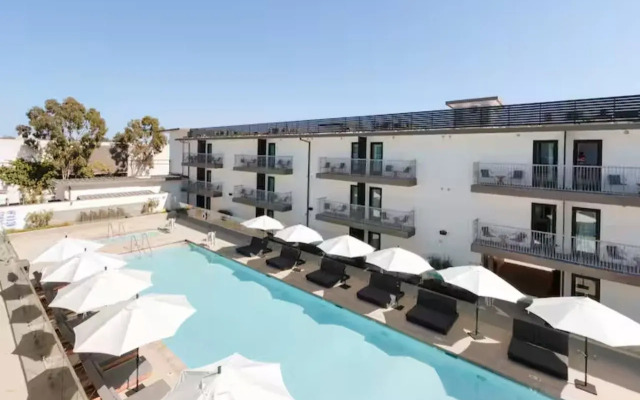 The Lum Hotel Los Angeles Stadium District