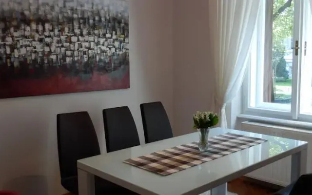 Apartment Nest Star