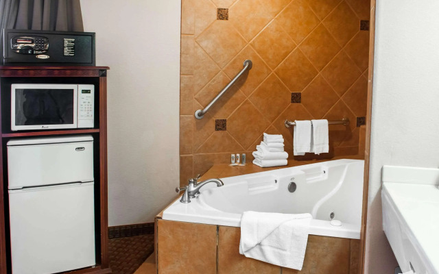 Quality Inn & Suites Las Cruces - University Area