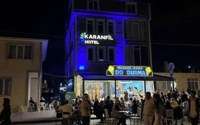 Karanfi̇l Hotel