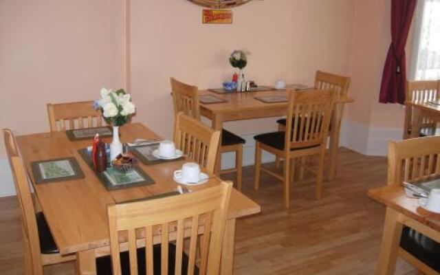 Longfield Guest House