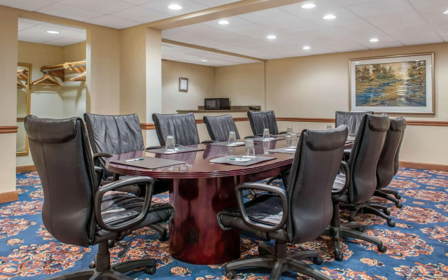 Quality Hotel Conference Center Cincinnati Blue Ash