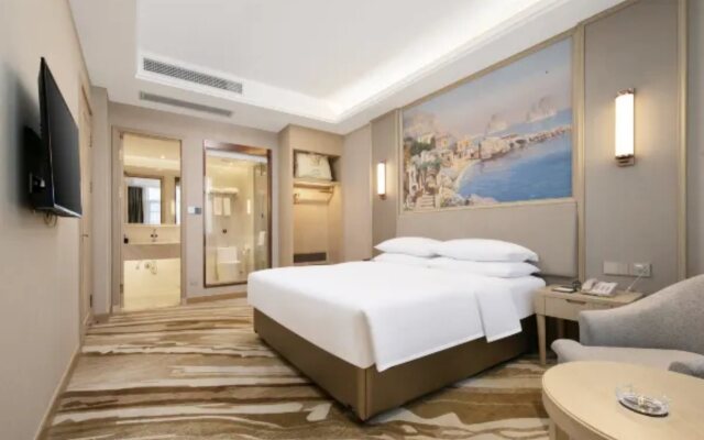Vienna International Hotel (Wuhan Miaoshan Institute of Technology)
