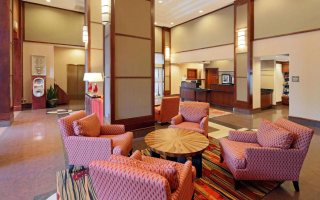 Hampton Inn & Suites Arlington Crystal City DCA