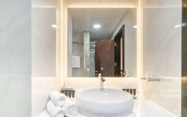 Sanctuary Studio In Barsha Heights