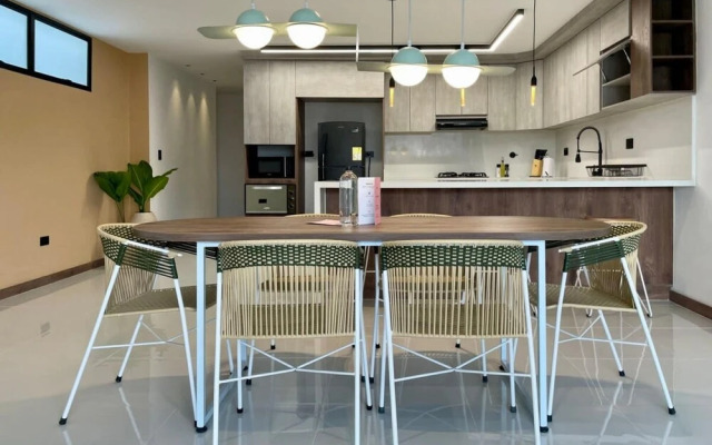 w Stunning 3BR With Terrace in Laureles