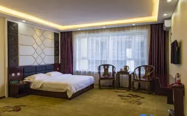 Park Hyatt Holiday Inn