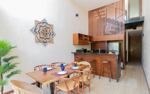 BV 230 Modern 2 BD Condo & private rooftop Jacuzzi