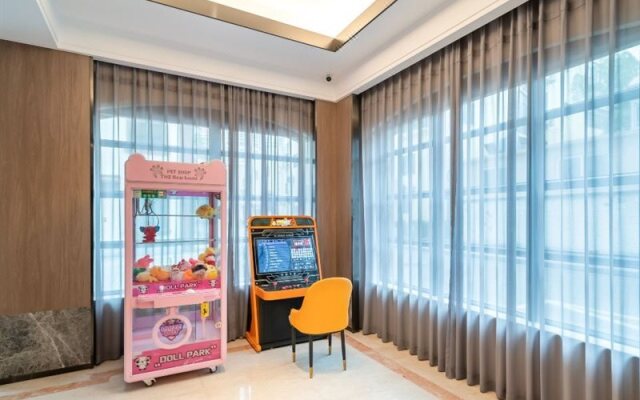 Rezen Select - Ningbo Railway Station, Tianyi Square