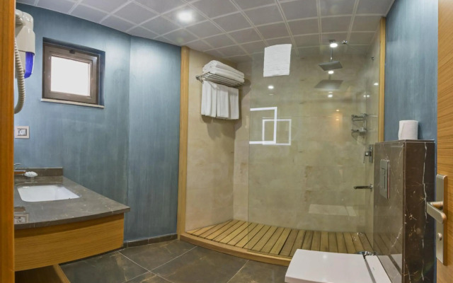 Bisetun Hotel