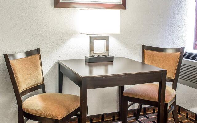 Baymont by Wyndham Scranton Dunmore