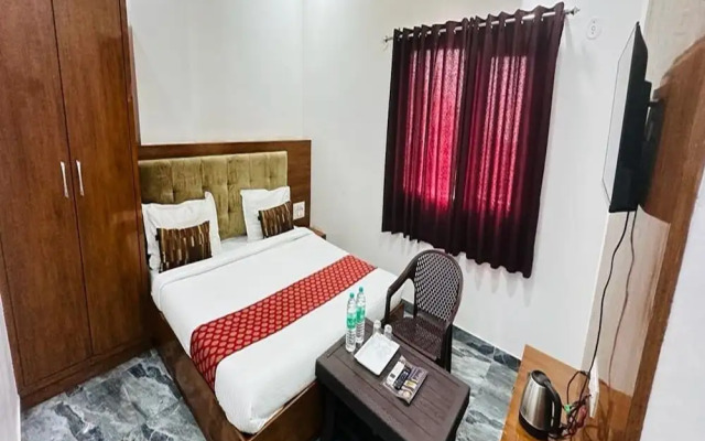 Hotel Sunrise Palace Udaipur