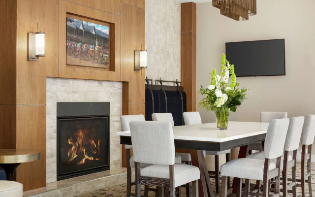 Hilton Garden Inn Louisville Downtown