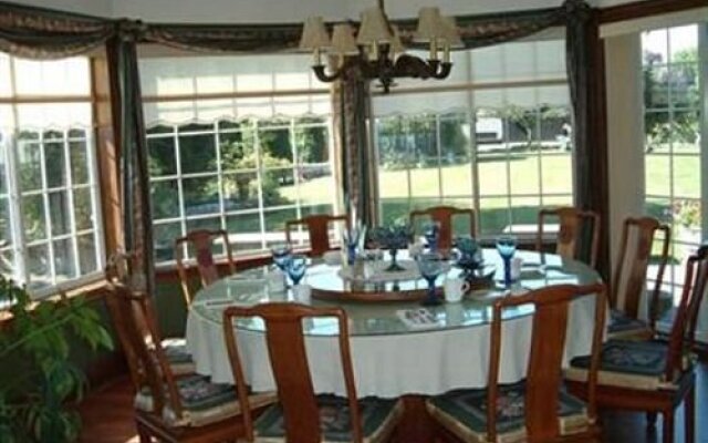 The Doorknocker Bed and Breakfast