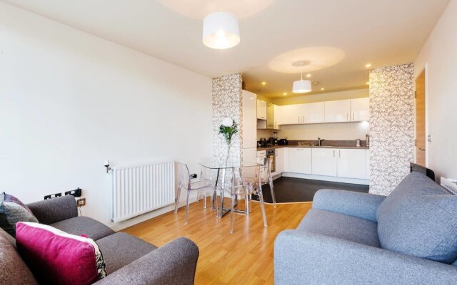 Brilliant Central Bright 1 Bed Apt in Shoreditch