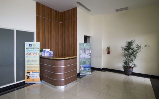 RedDoorz Apartment @ Margonda Residence 3