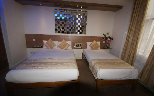 Abbey Court, Hyde Park Hotels