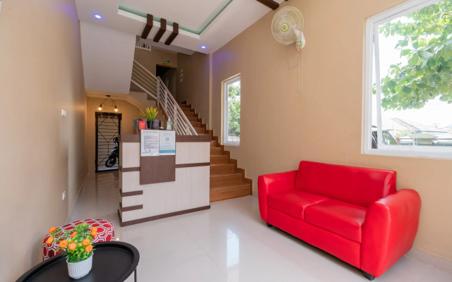 RedDoorz Syariah @ Jalan Pangeran Antasari 4