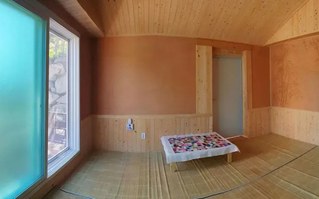 Pyramid Red Clay Pension