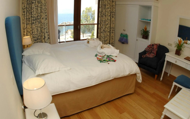 Valis Resort and Spa