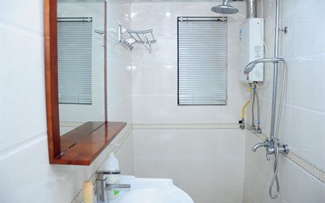 Shenzhen She & He Apartment