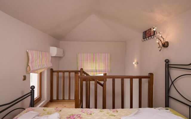 Athina Luxury Villas Suites Villa Rodia Xamoudohori