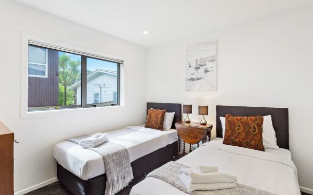 The Perfect City Pad - WiFi - Netflix