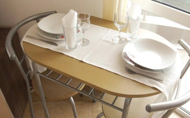 Sea View 1 Bed Apartment With Stunning Ocean Views