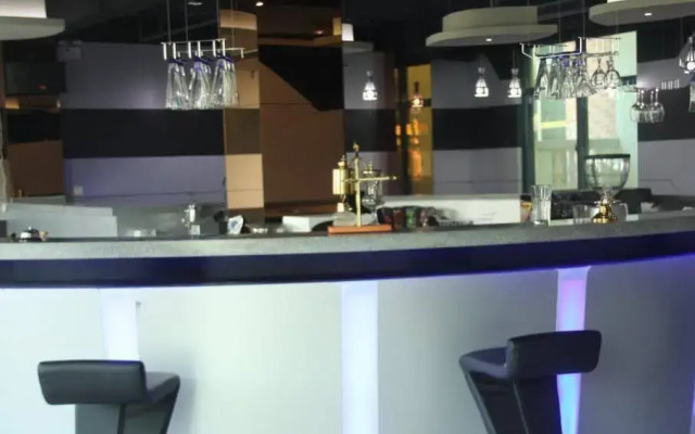 International Youth Inn