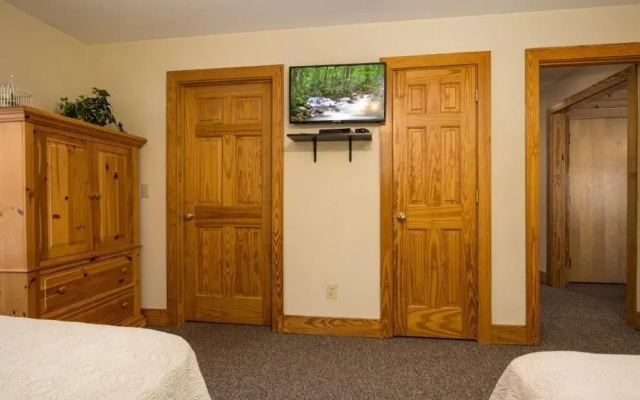 Briarstone Lodge Condo 13E - Three Bedroom Condo