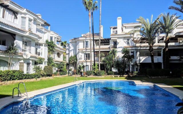 Puerto Banus Los Naranjos Hideaway