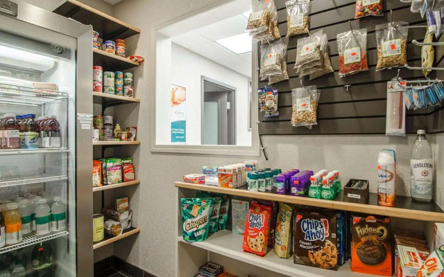 Suburban Extended Stay Hotel Estevan