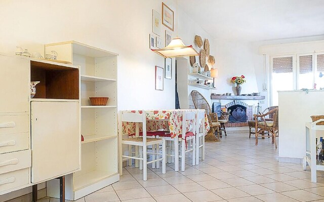 Amazing Apartment in Lacona - Capoliveri With 2 Bedrooms and Wifi