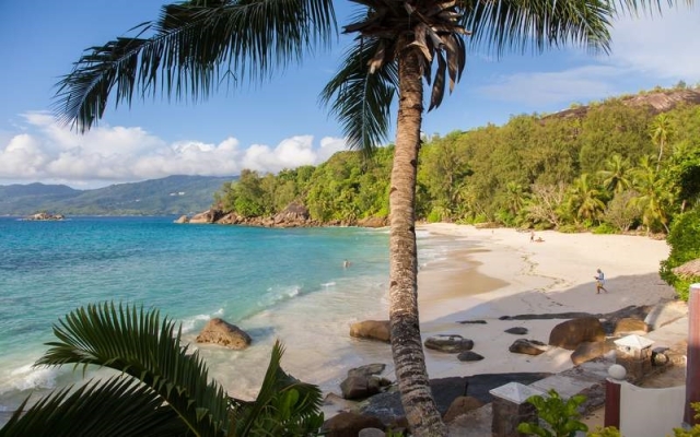 Anse Soleil Beachcomber Hotel