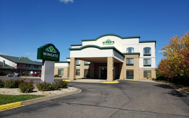 Coon Rapids North Metro Hotel to Norwood Inn & Suites