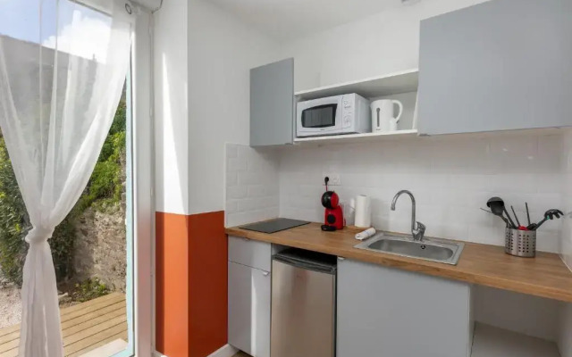 Limestra - Studio rénové avec terrasse privative en hypercentre lit simple