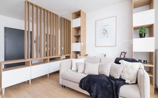 Czarnowiejska Studio by Renters