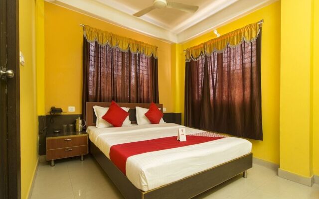 OYO 14200 Hotel Oasis