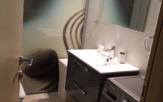 Apartment Hennion / Two Bedrooms A3 Liam