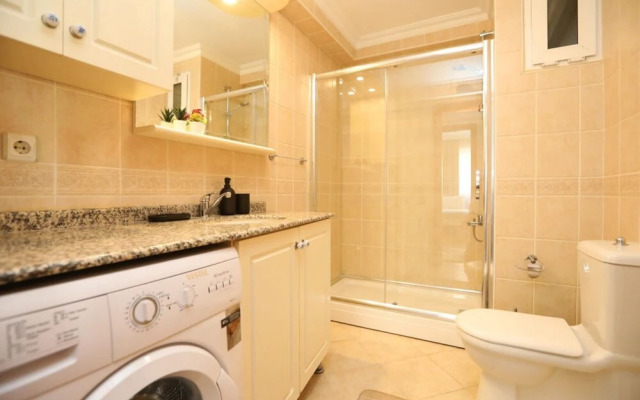 Spacious and Central Flat in Sisli