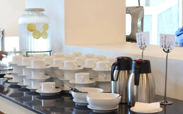 Super OYO Townhouse 1 Hotel Salemba