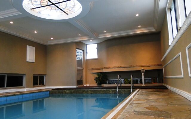 Hotel Nações Plaza