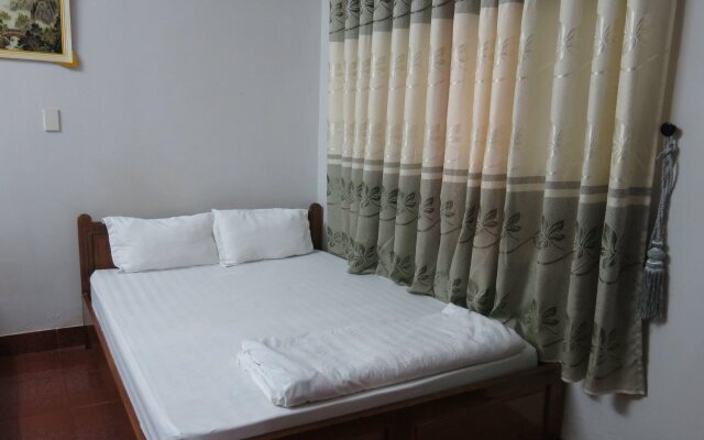 Lilly Guest House